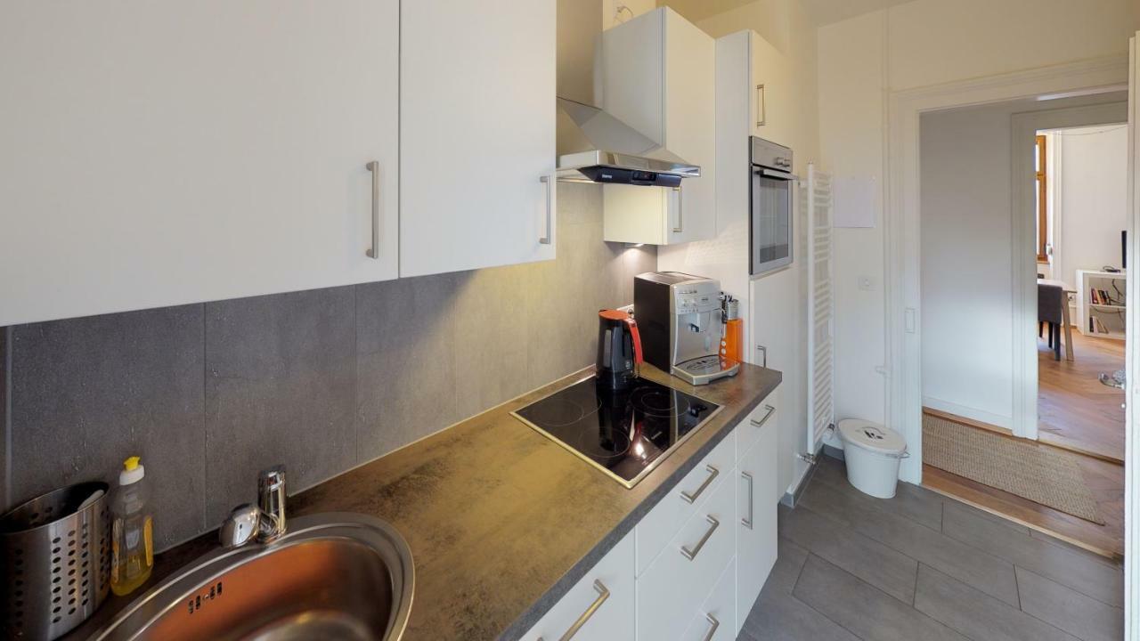 Unique Serviced Living @ Airport Line Basel Exteriör bild